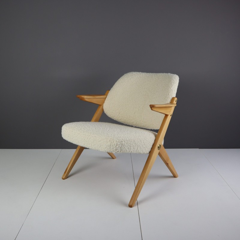 Vintage Triva armchair in off-white bouclé fabric by Bengt Ruda