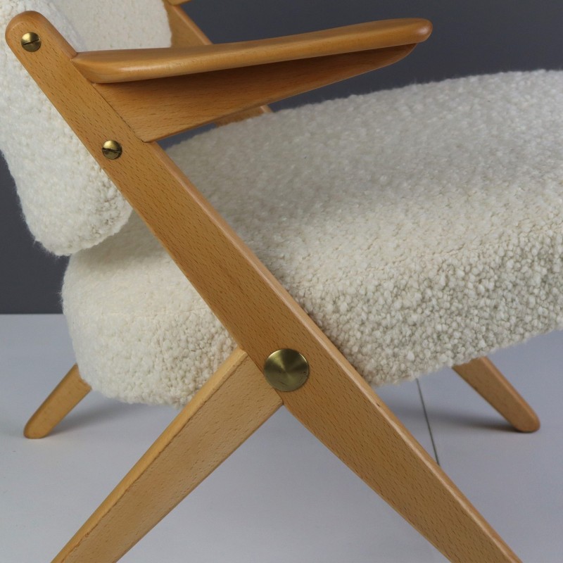 Vintage Triva fauteuil in gebroken witte bouclé stof van Bengt Ruda