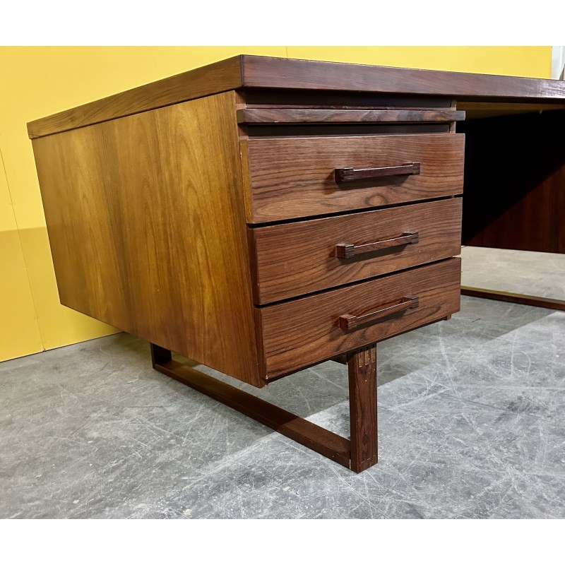 Vintage rosewood executive desk by Jensen and Valeur for Dyrlund, Denmark
