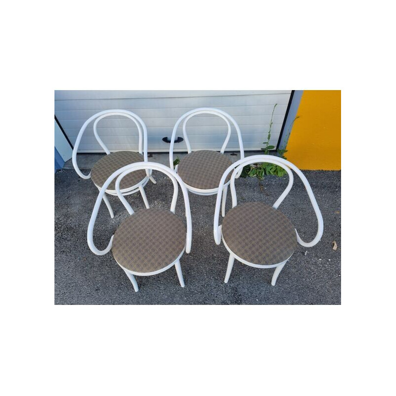 Set of 4 vintage "le corbusier" chairs in wood by Thonet, 1920