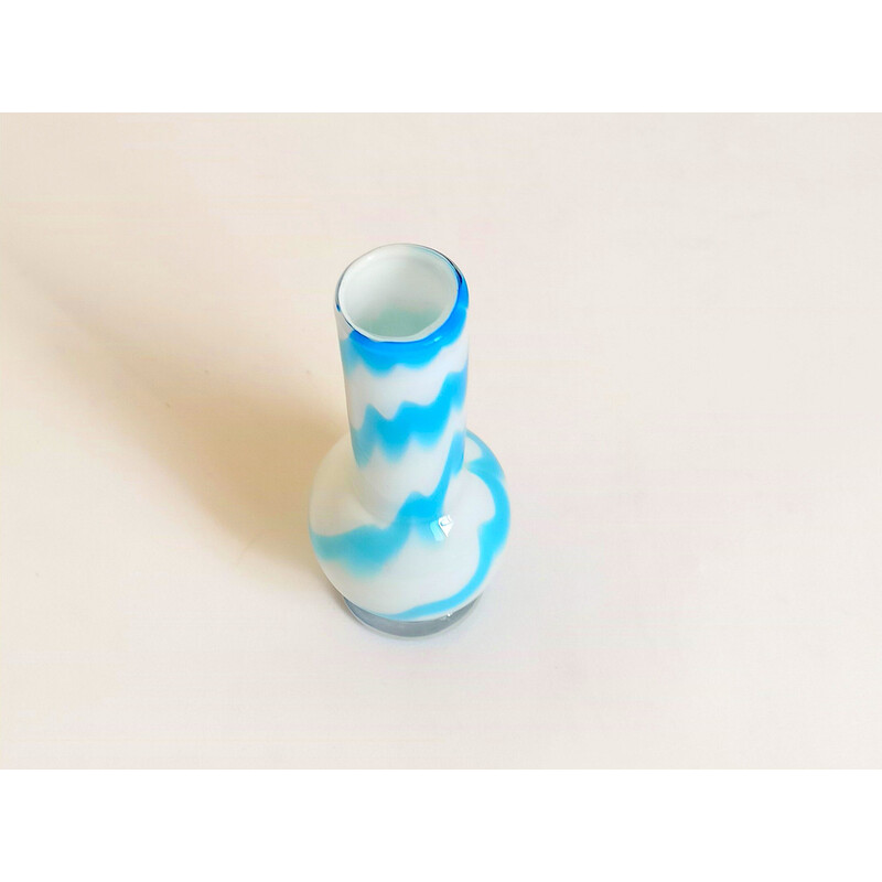 Vase vintage en verre de Murano blanc et bleu ciel de Carlo Moretti, 1970