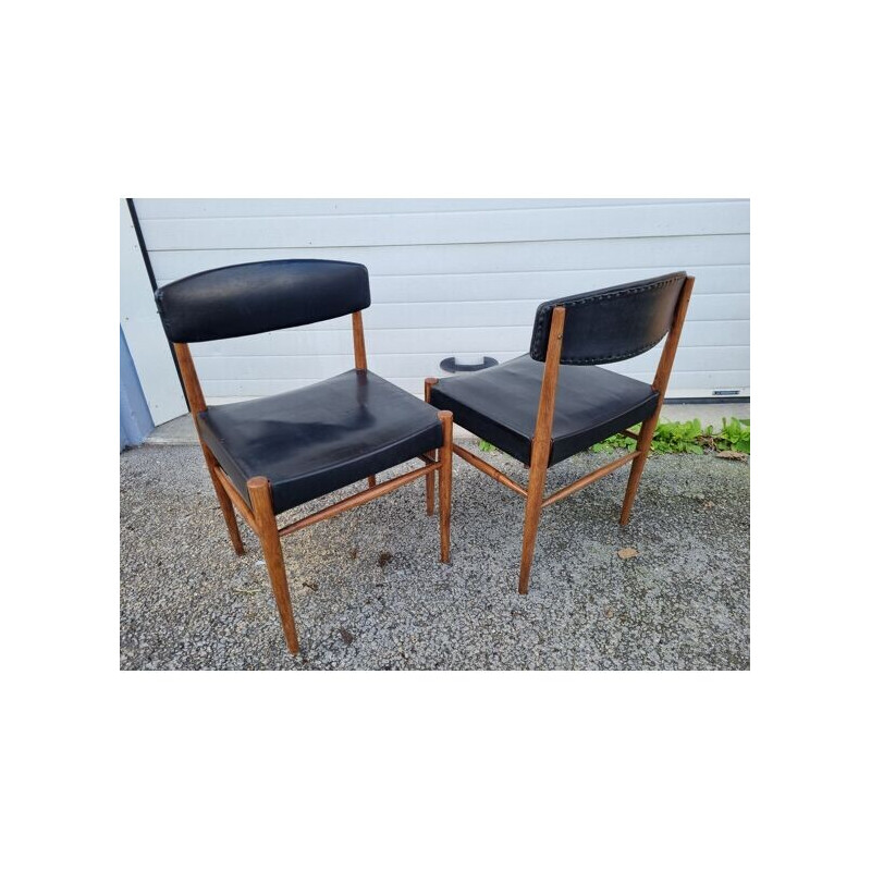 Paar Scandinavische vintage stoelen in zwart skai en hout, 1960