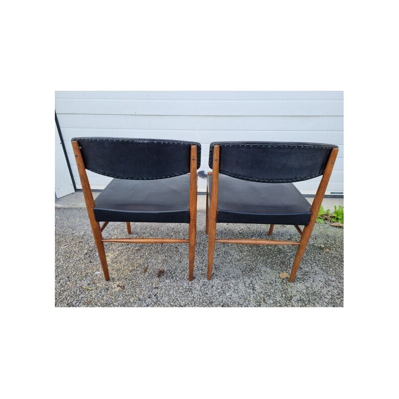 Paar Scandinavische vintage stoelen in zwart skai en hout, 1960