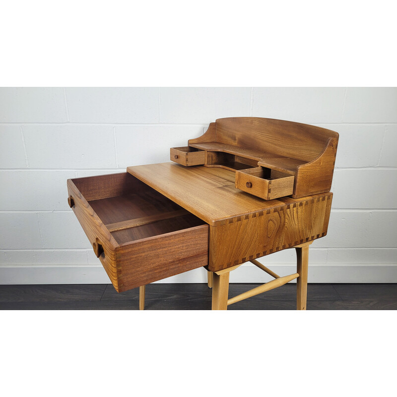Vintage-Schreibtisch von Ercol, 1960er Jahre