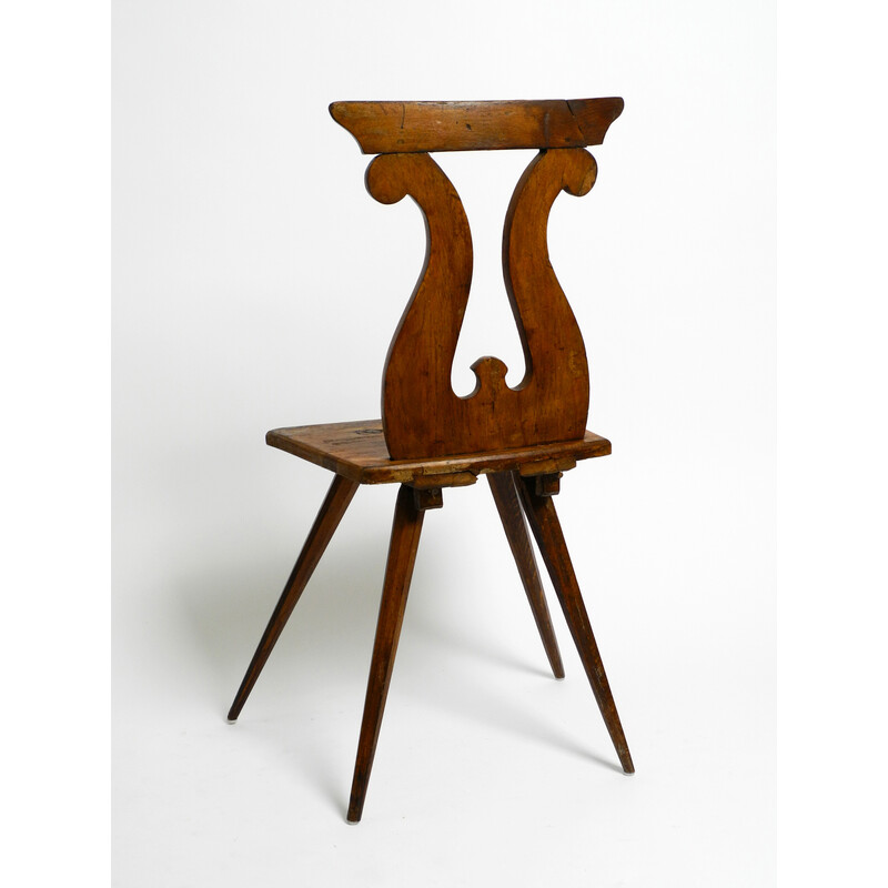 Italian mid century peasant chair made of oakwood