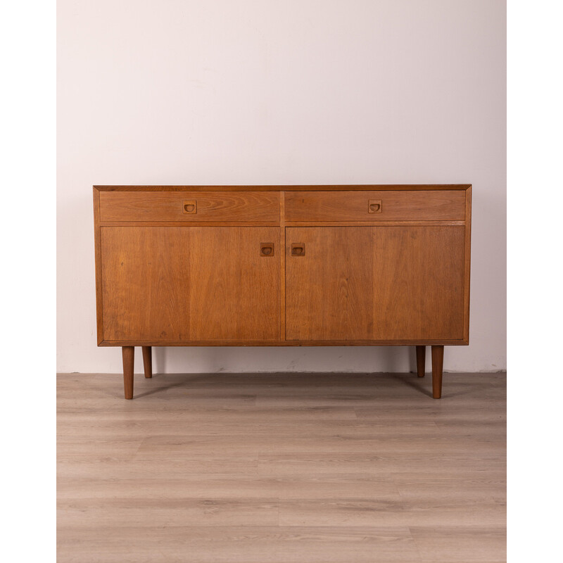 Credenza vintage in legno di quercia con due ante a battente, anni '70