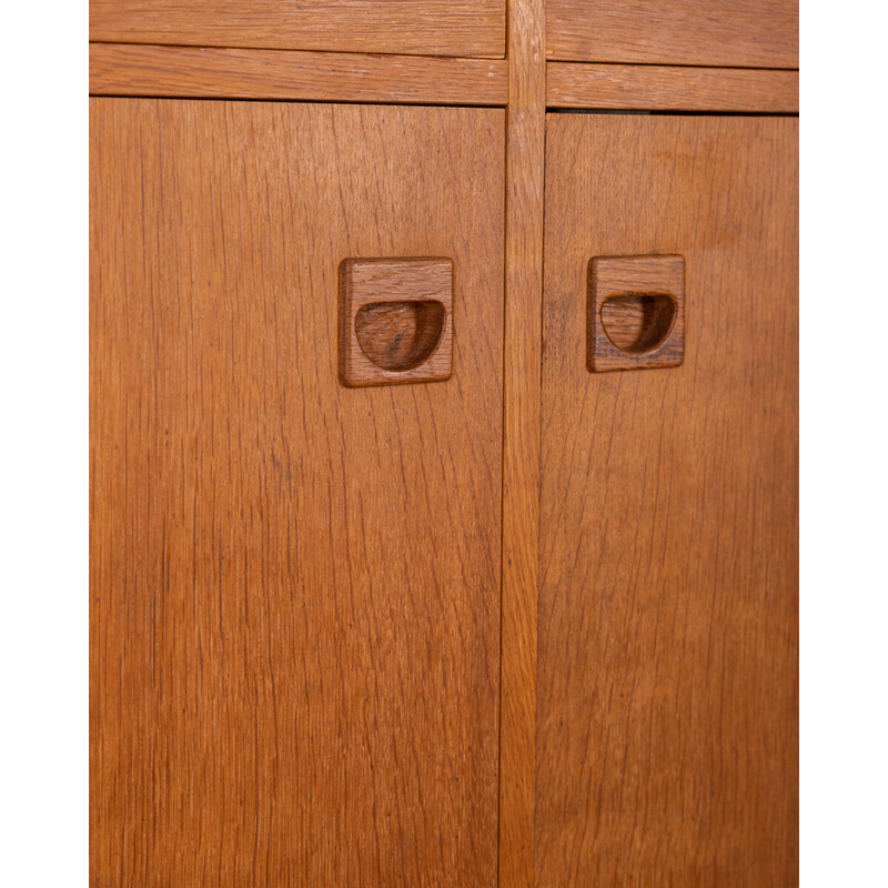 Vintage sideboard in oak wood with two hinged doors, 1970s