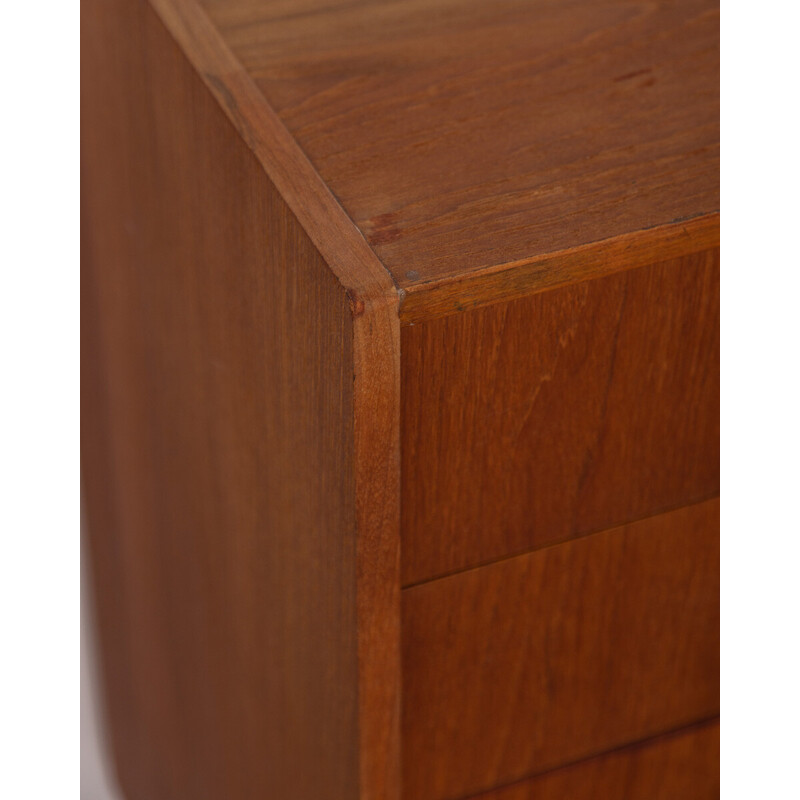 Credenza vintage in legno di teak con cinque cassetti e quattro ante scorrevoli