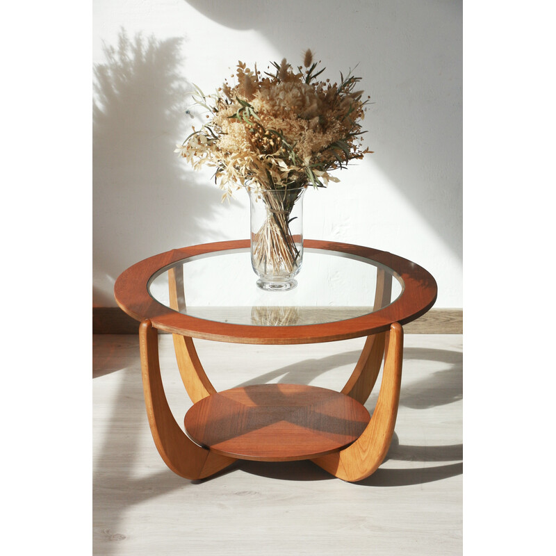 Vintage round coffee table in wood and glass, 1960