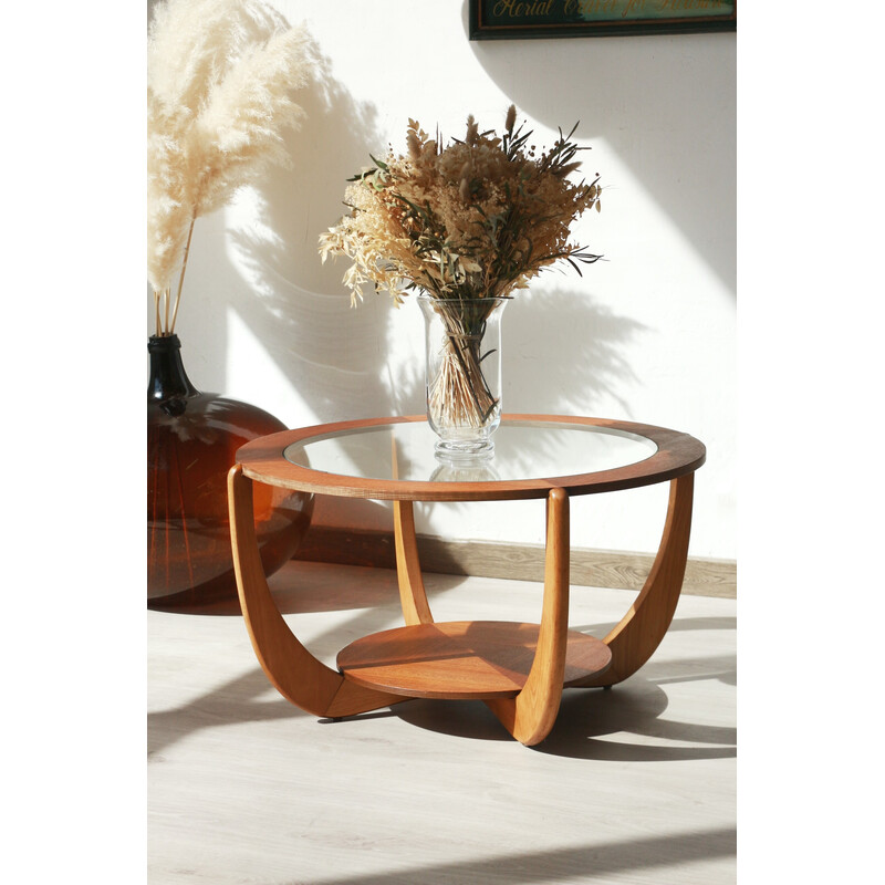 Vintage round coffee table in wood and glass, 1960