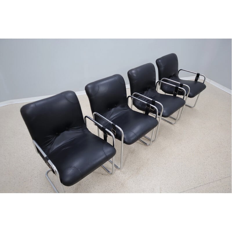 Set of 4 vintage leather armchairs by Guido Faleschini for iMariani , 1970s