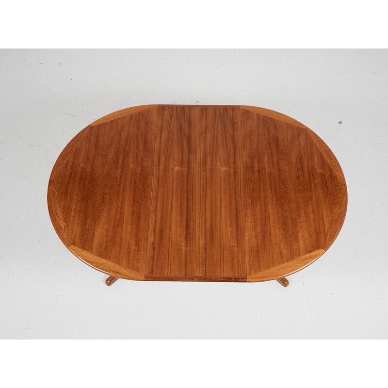 Mid century Danish extendable round dining table in teak by Silkeborg, 1960s