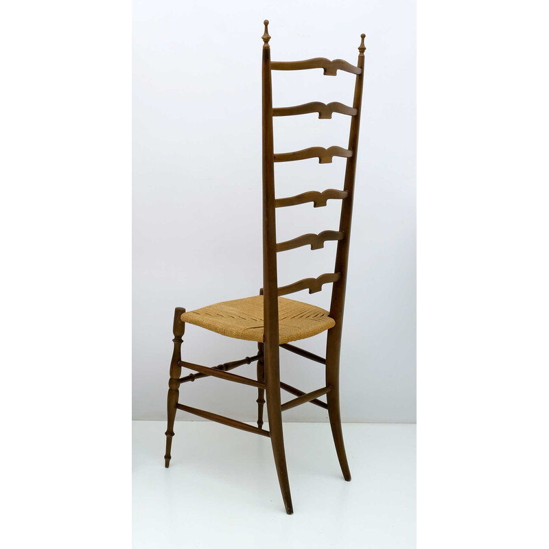 Paire de chaises italiennes vintage en bois avec dossier haut en échelle par Paolo Buffa Chiavari, 1950