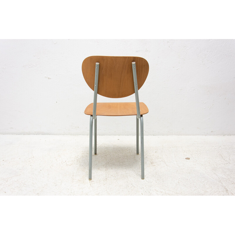 Juego de 5 sillas vintage de madera y metal, Checoslovaquia 1970