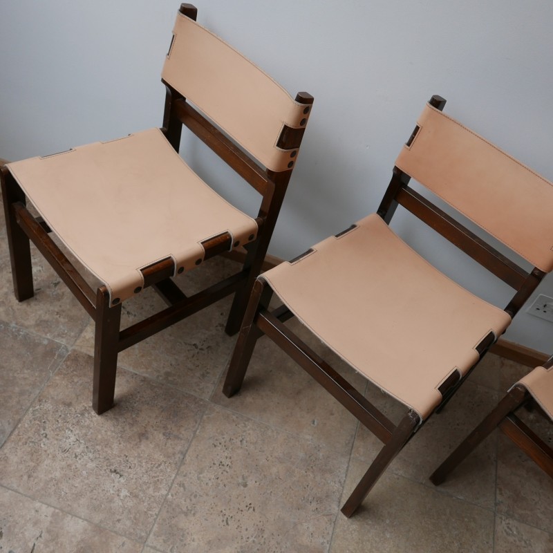 Set di 4 sedie da pranzo francesi di metà secolo in pelle di Maison Regain, anni '70