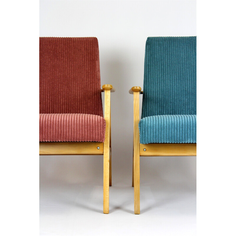 Paar mid-eeuwse roze en turquoise beukenhouten fauteuils, 1960