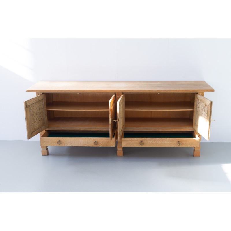 Vintage Deens Brutalistisch eikenhouten dressoir, 1960