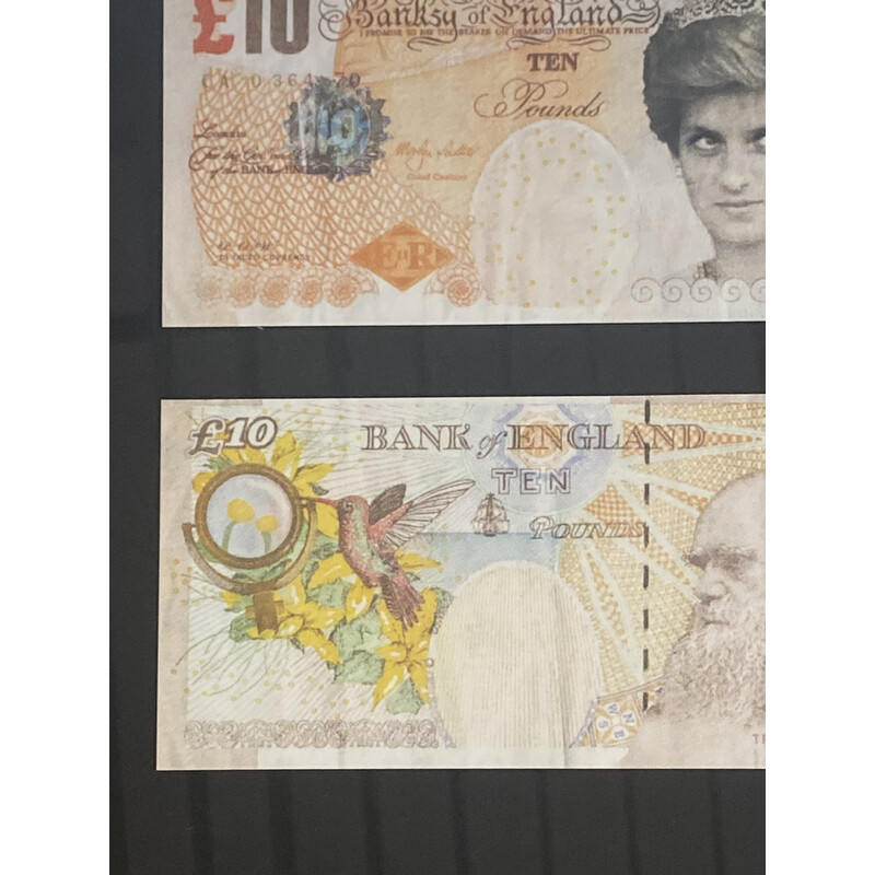 Nota Vintage de 10 libras à semelhança da Lady Di emitida por Banksy, ao largo de Inglaterra