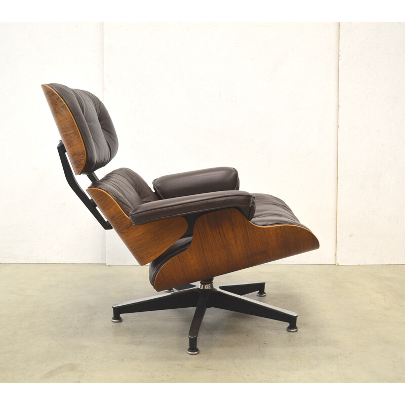 Herman Miller Rosewood lounge chair by Eames - 1970s