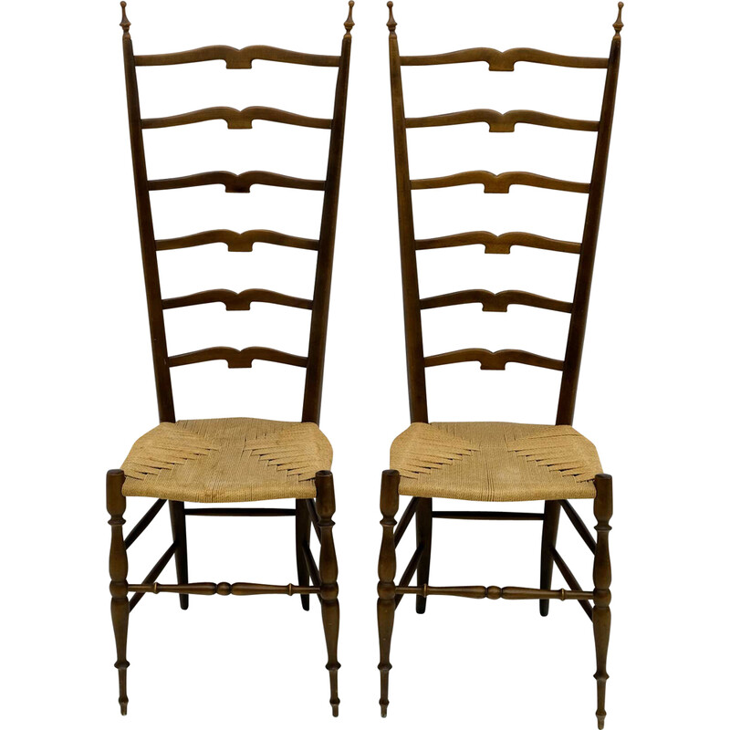 Par de cadeiras italianas de madeira vintage com escada de encosto alto por Paolo Buffa Chiavari, 1950s