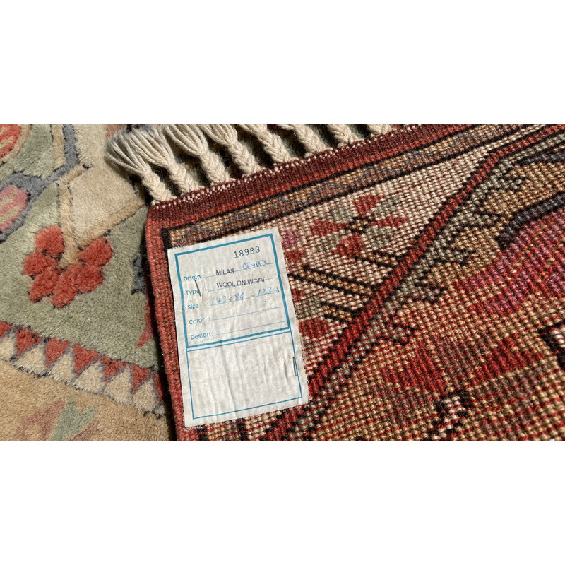 Vintage oriental rug Milas in pure wool velvet, 1980