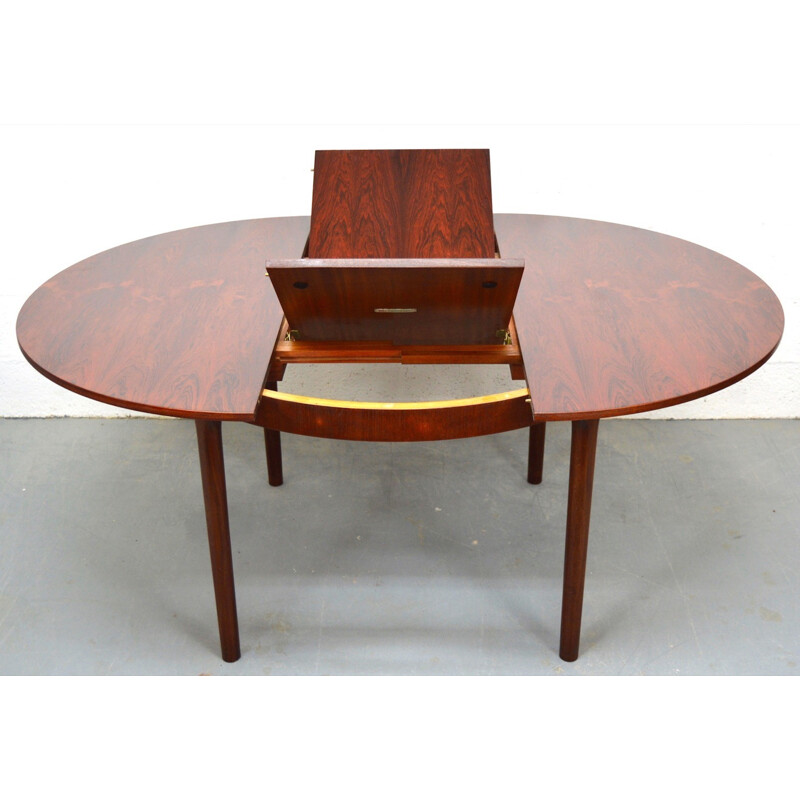 Rosewood Extendable Dining Table by McIntosh - 1960s