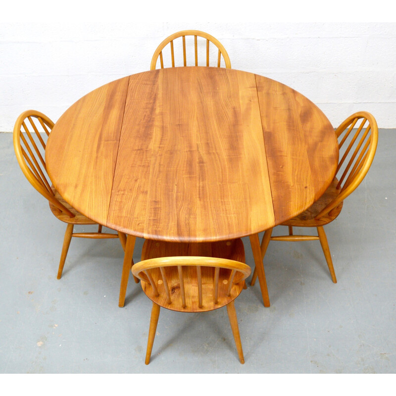 Mid century set of 1 dining table  and 4 chairs in elm produced by Ercol - 1960s