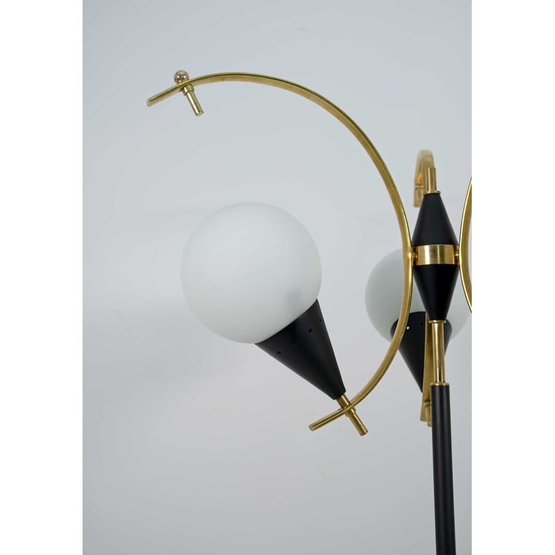 Stilnovo vintage italienische Stehlampe aus Messing und Opalglas, 1950er Jahre