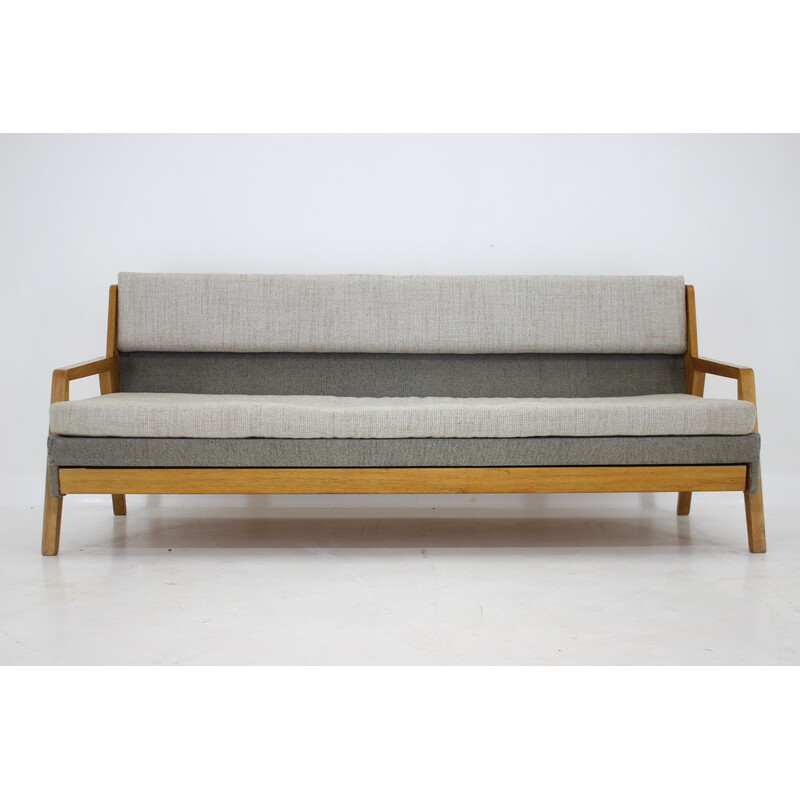 Vintage Eichenholz 3-Sitzer Schlafsofa, Tschechoslowakei 1970er