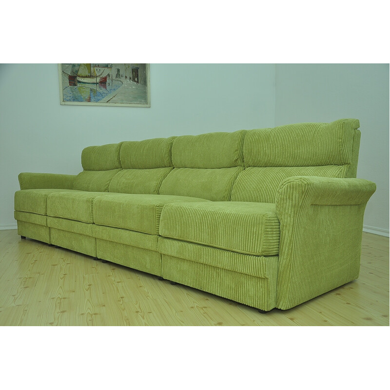 Vintage modular sofa in green velvet, 1970