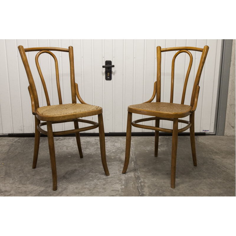 Pair of vintage bent beechwood bistro chairs by Baumann, 1903-1930