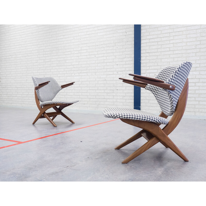 Two Pelican lounge chairs by Louis van Teeffelen for Wébé - 1950s