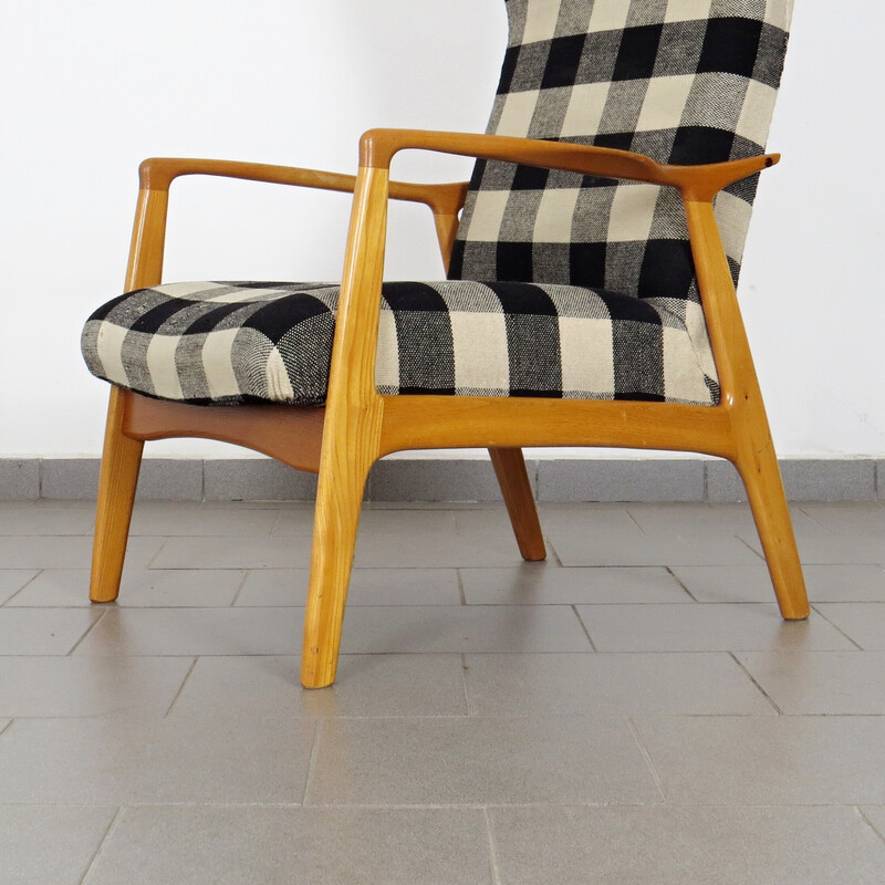 Vintage armchair with footrest by Karel Vyčítal for Dřevotvar