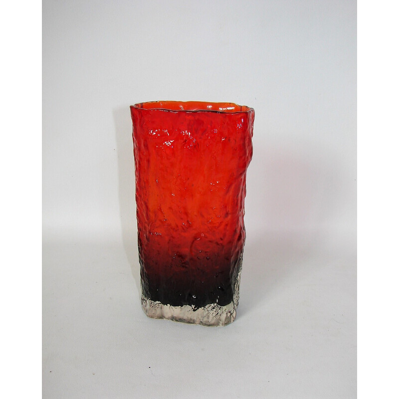 Vintage "Kora" vaso de rubi, década de 1970
