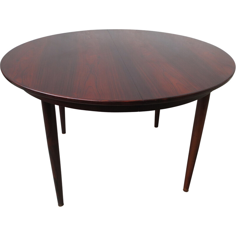 Scandinavian vintage round table with extensions in rosewood by Skovmand and Andersen