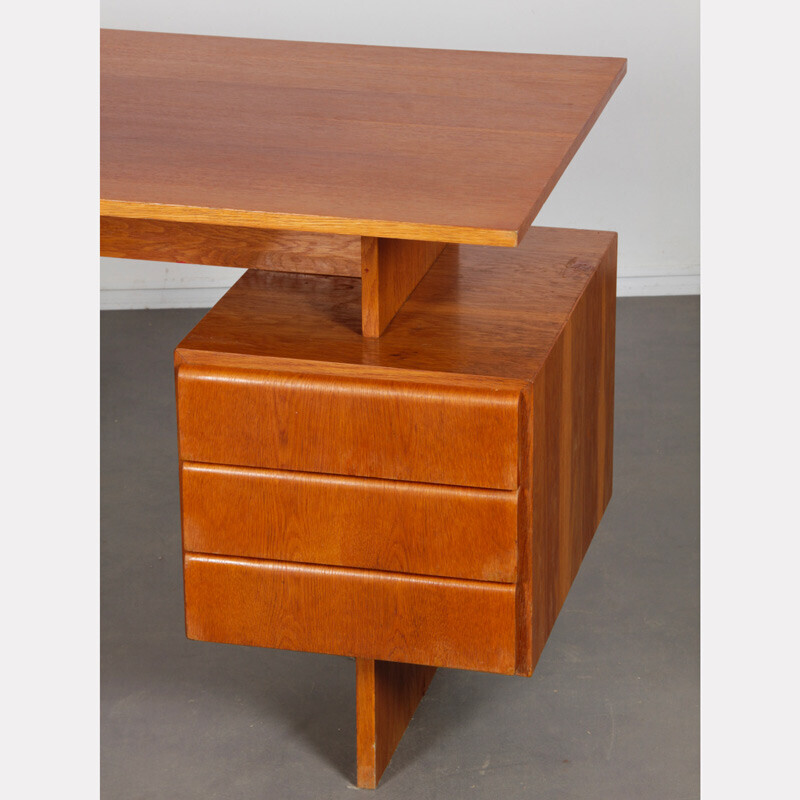 Vintage desk by Bohumil Landsman, 1970