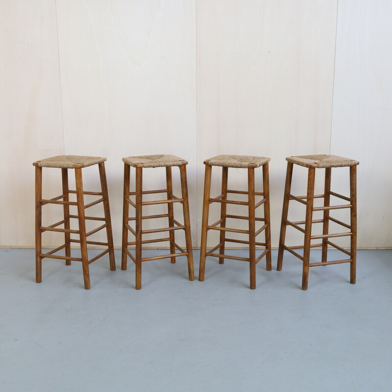 Set of 4 vintage Brutalist barstool in wood and rush, 1970s