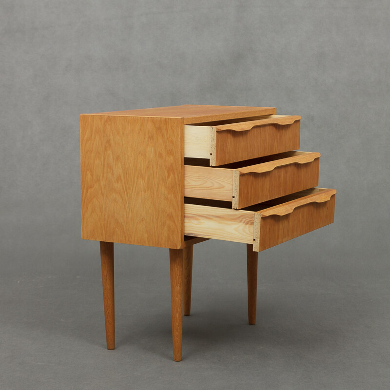 Small danish light oak chest of drawers - 1970s