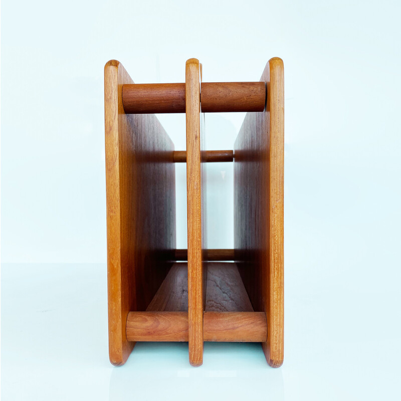 Scandinavian vintage magazine rack in solid teak wood, 1960