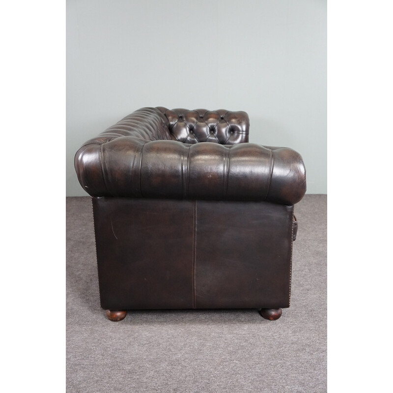 Sofá de couro de vaca Vintage "Chesterfield", Inglaterra