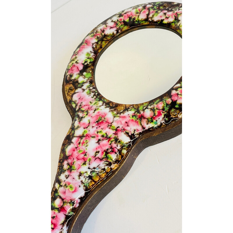 Vintage hand mirror in enamelled metal