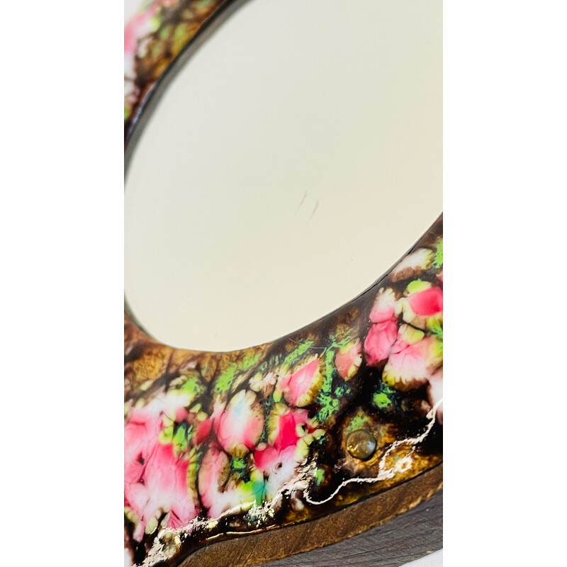 Vintage hand mirror in enamelled metal