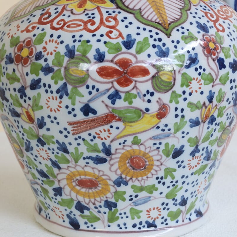 Mehrfarbige handbemalte Vase von Royal Tichelaar Makkum, 1960
