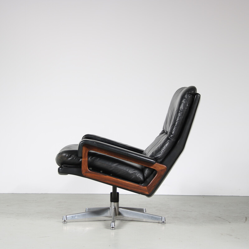 Vintage “King” armchair by André Vandenbeuck for Strässle, Switzerland 1960