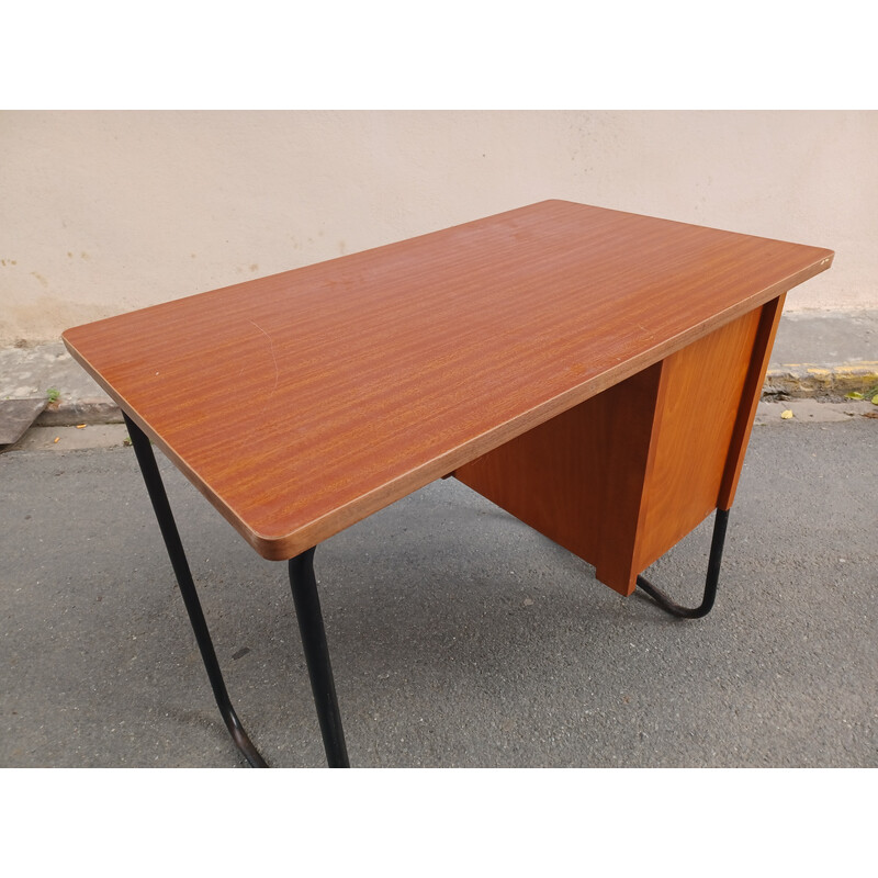 Mesa Vintage com estrutura metálica tubular, 1950