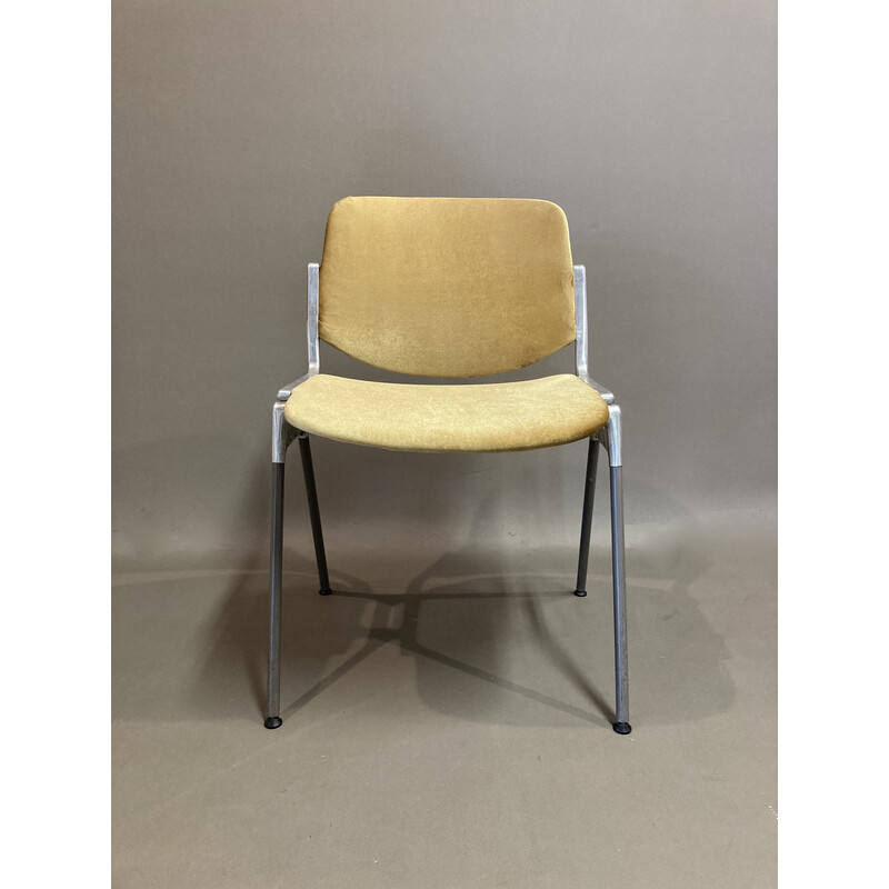 Set of 4 vintage chairs by Giancarlo Piretti for Castelli, 1960