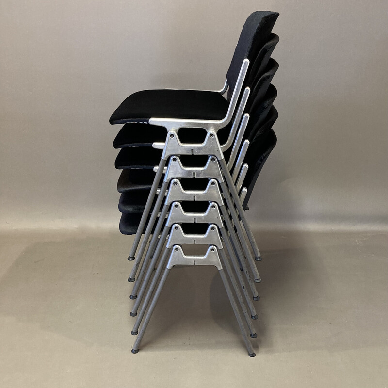 Set of 6 vintage chairs by Giancarlo Piretti for Castelli, 1960