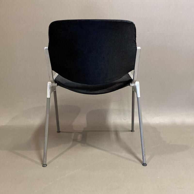Set of 6 vintage chairs by Giancarlo Piretti for Castelli, 1960