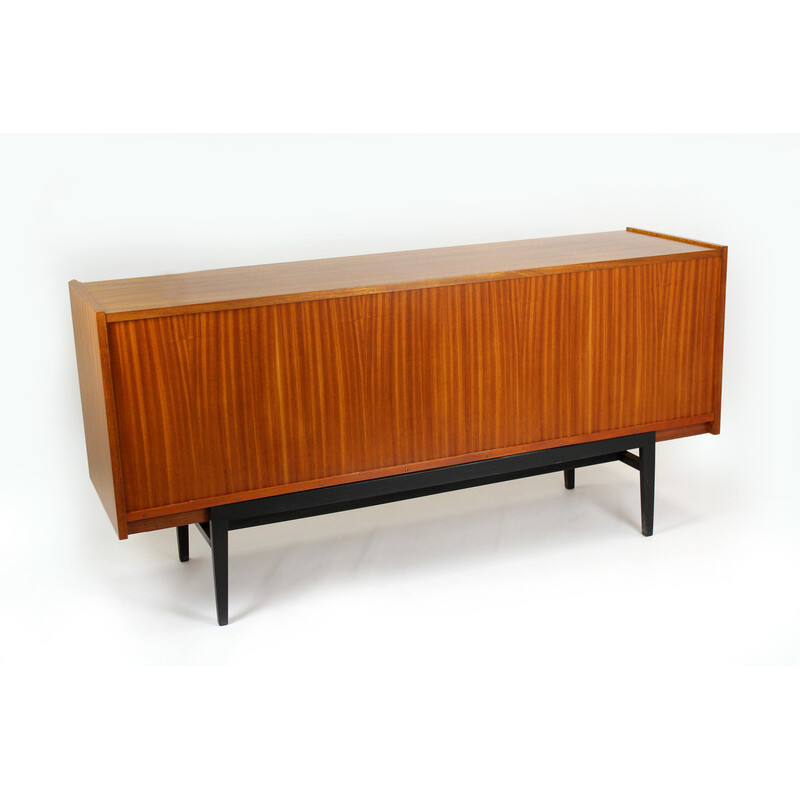 Vintage sideboard por Up Zavody, Checoslováquia 1969