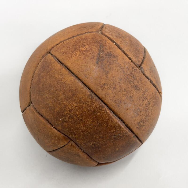 Pallone da allenamento vintage in pelle marrone, Cecoslovacchia 1930